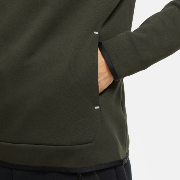 Джемпер Nike M NSW TCH FLC HOODIE PO REFLV CU4493-355 р. M темно-зелений