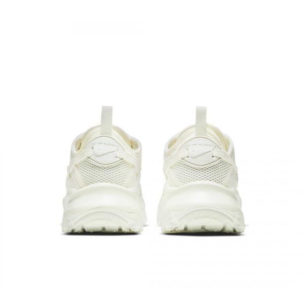 Кросівки Nike TC 7900 DD9682-100 р.37,5 бежевий