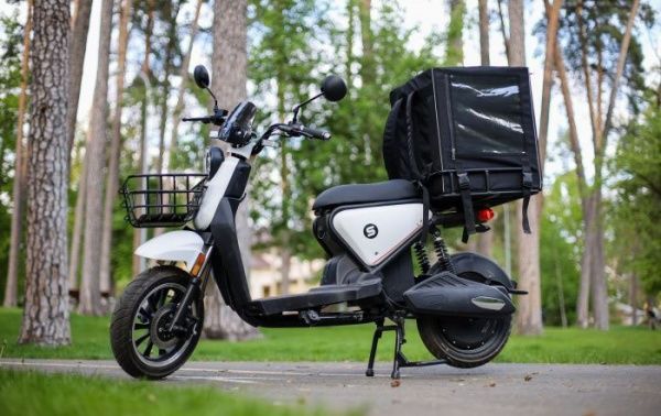 Электроскутер Maxxter COURIER (black)