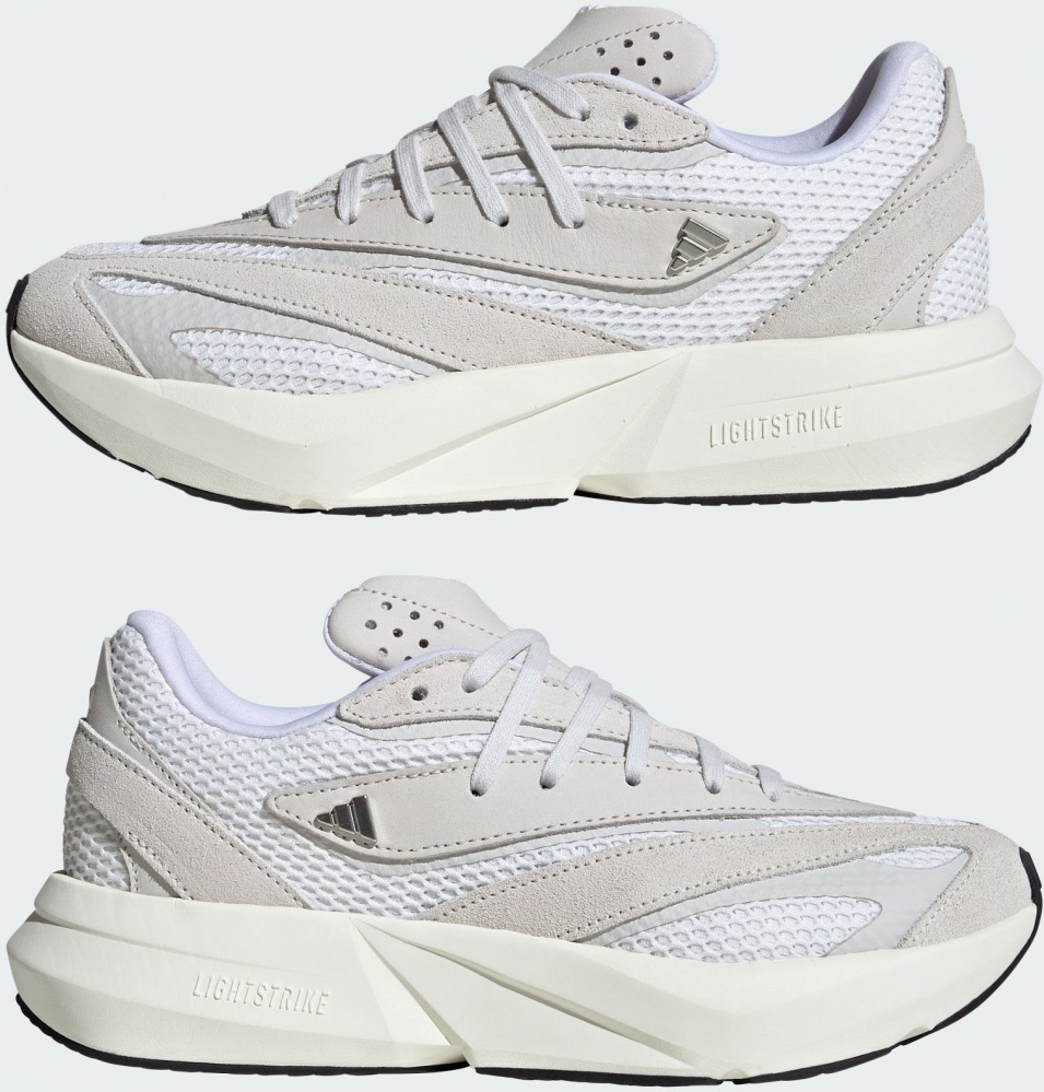 Кроссовки женские Adidas LIGHTBLAZE CRYWHT/FTWWHT/GREONE JH6958 р.38 белые