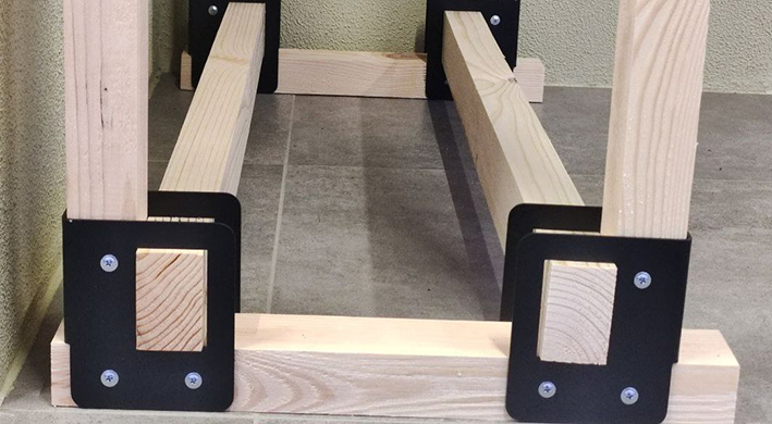 Набор монтажный для бруса 60х40 мм (4 кронштейна + метизы)