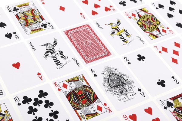 Игра настольная карты покерные Royal