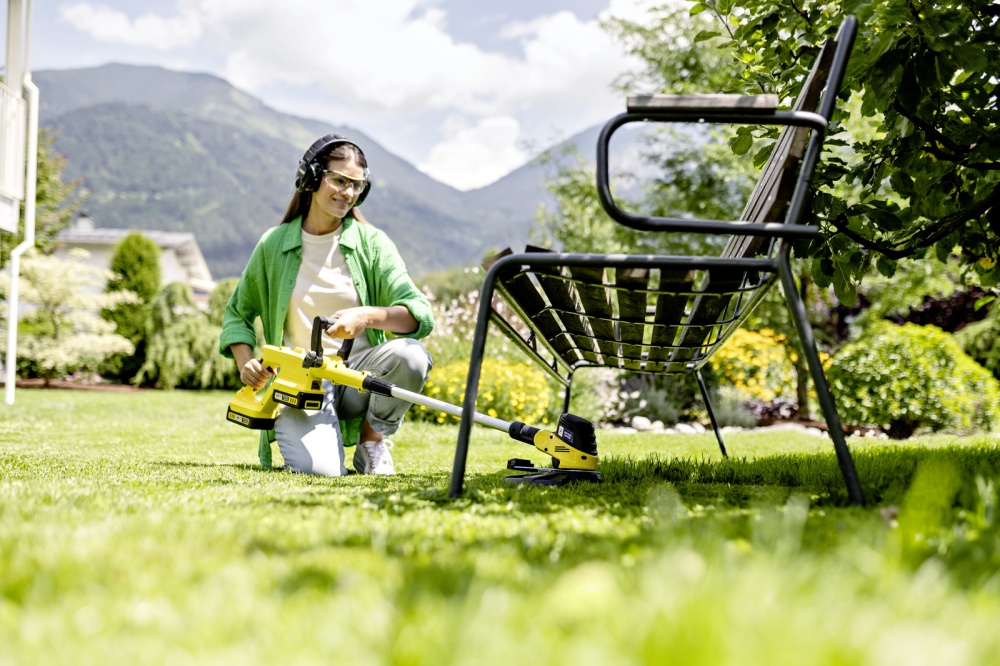 Тример акумуляторний Karcher 1.445-451.0 LTR 3-18 DUAL BATTERY SET