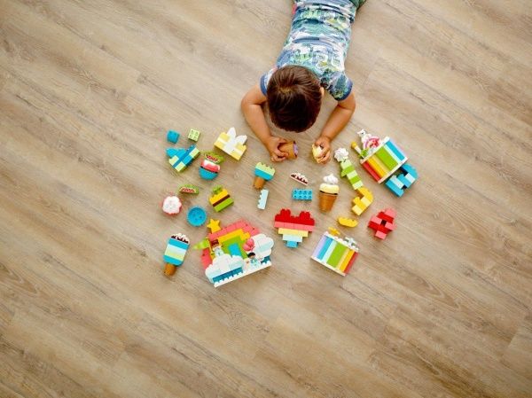 Конструктор LEGO DUPLO Творчий день народження 10958