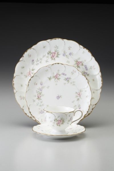 Сервиз для десерта Remembrance 19 предметов на 6 персон Narumi