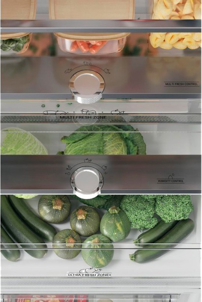 Встраиваемый холодильник Hotpoint Ariston HAC20 T321