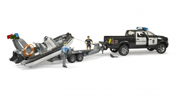 Поліцейська машина Bruder RAM 2500 з човном та фігурками 1:16 02507