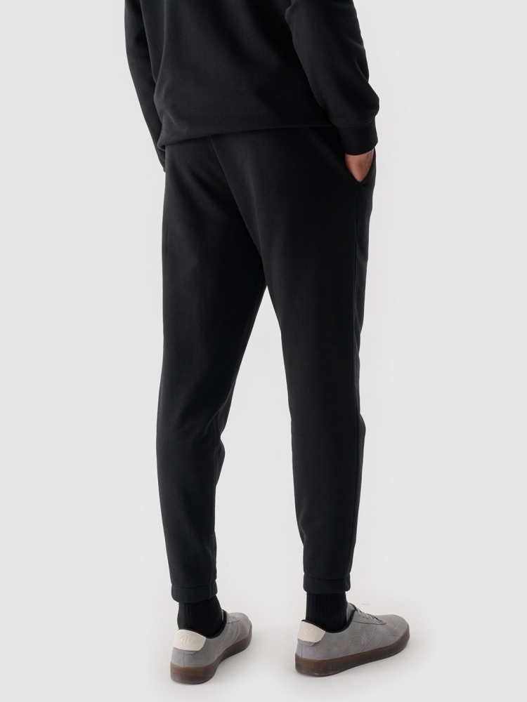 Штани 4F TROUSERS CAS M1139 4FWMM00TTROM1139-20S р. M чорний