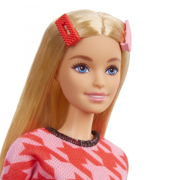 Кукла Barbie Модница в костюме в ломаную клетку
