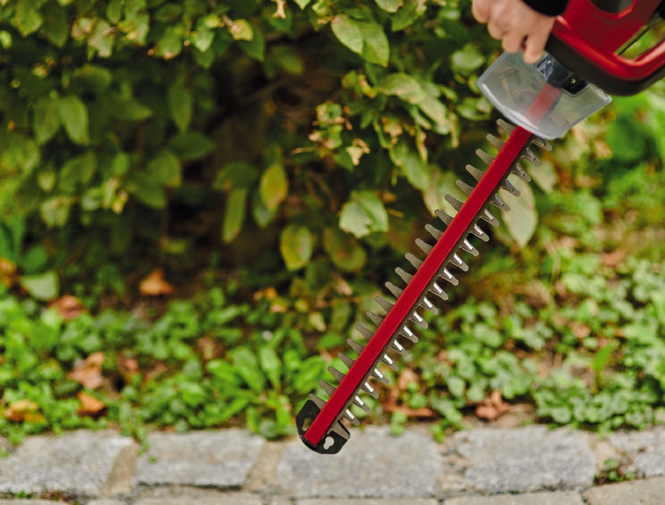 Кусторез аккумуляторный Einhell GC-CH 18/40 Li - Solo 3410940 + 4512097 аккумулятор 2,5 Ah зарядное устройство