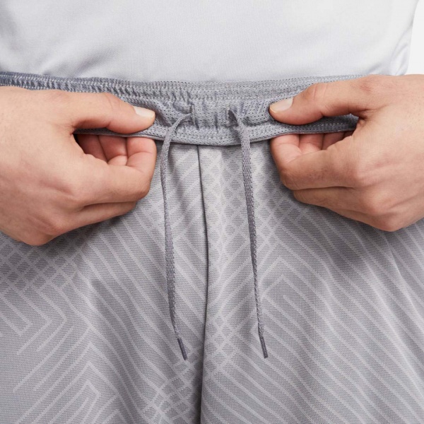 Шорты Nike LFC DF STRK SHORT KZ KS DR4663-084 р. 2XL белый