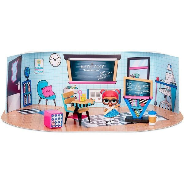 Набор с куклой L.O.L. Surprise! серии Furniture S2 Клас умницы