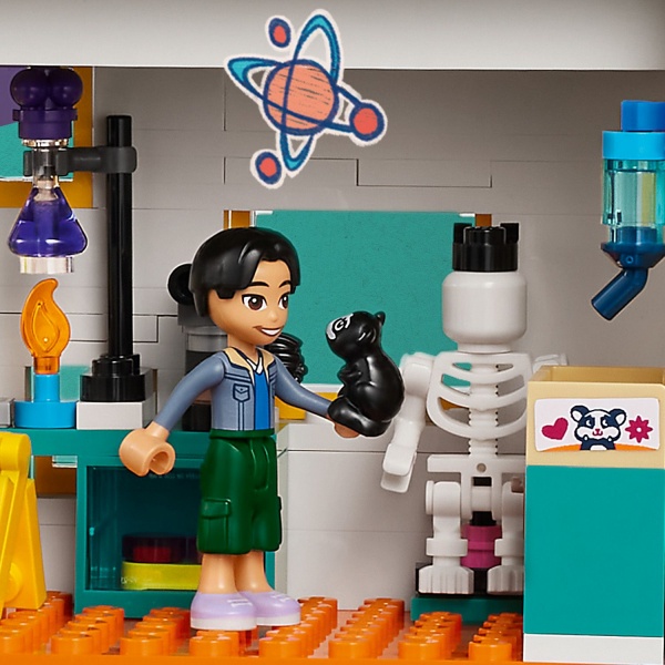 Конструктор LEGO Friends Хартлейк-City Міжнародна школа 41731