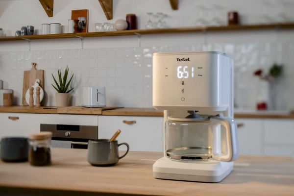 Кавомашина крапельна Tefal Sense CM693110