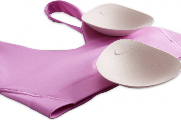Бра Nike W NK DF INDY PLUNGE CUTOUT BRA DV9837-532 р.XS рожевий