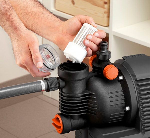 Насосна станція Gardena автоматична 5000 1755-20 