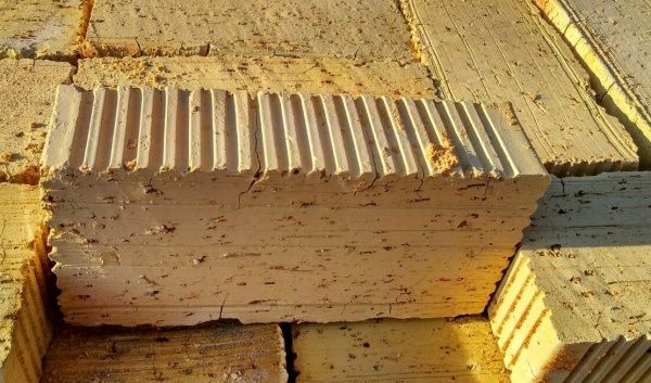 Кирпич рядовой полнотелый Синельниково М-125