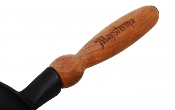 Сковорода для млинців чавунна з дерев'яною ручкою 24x2,5 см Т301 Maysternya