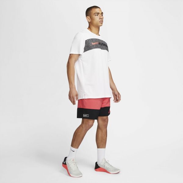 Футболка Nike M NK DRY SUPERSET SS SC ENERGY CZ1496-100 S білий