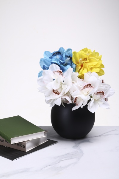 Ваза стеклянная Soft шар 15 см черная 