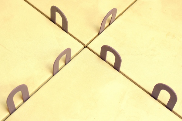 Подкова Т-Нова 1,5 мм 50 шт.