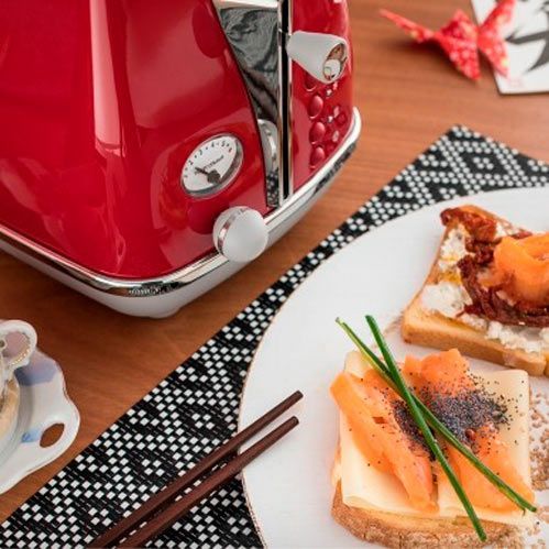 Тостер Delonghi CTOC2103.R красный 