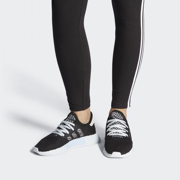 Кроссовки Adidas DEERUPT RUNNER W EE5778 р.6,5 черный