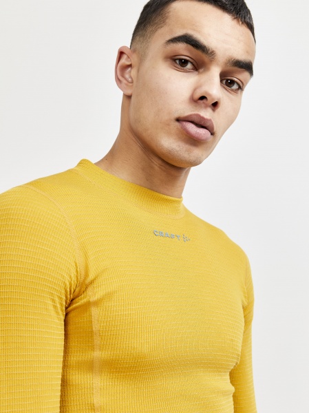 Футболка з довгим рукавом Craft PRO WOOL EXTREME X LS M 1911151-500613 р.S чорний