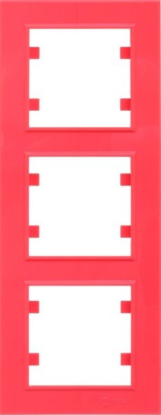 Рамка трехместная Makel Karea вертикальная розовый