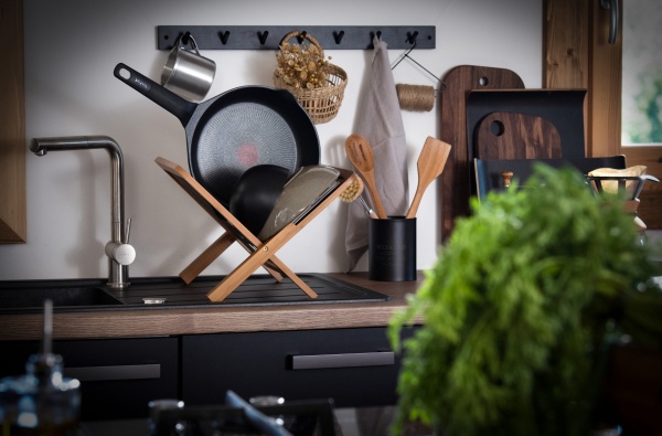 Сковорода Robusto 24 см E2490444 Tefal