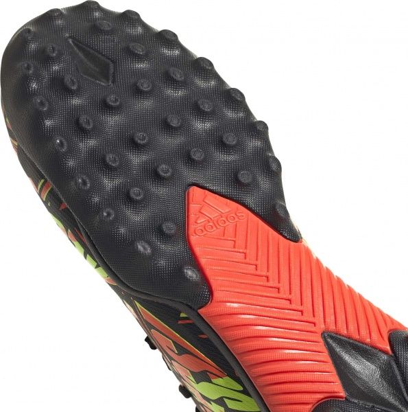 Бутси Adidas NEMEZIZ MESSI .3 TF FW7429 р. UK 7,5 червоний