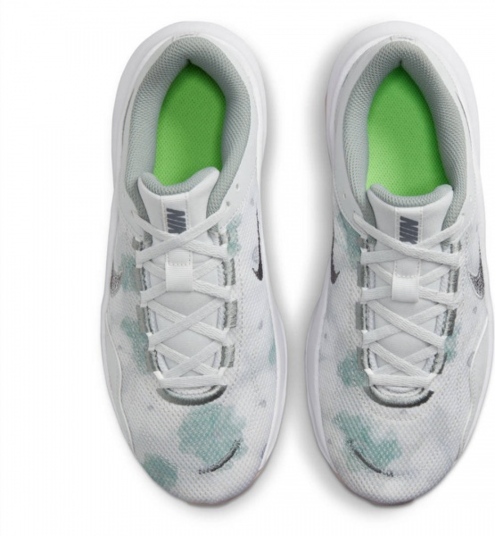 Кросівки Nike LEGEND ESSENTIAL 3 NEXT NATURE PREMIUM DV9008-001 р.37,5 сірий