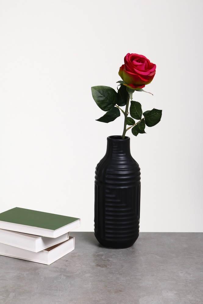Ваза керамическая Pinsung Ceramics Rooricone 28,5 см черная матовая PS32932