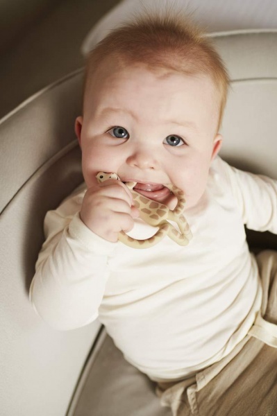 Прорізувач Matchstick Monkey Жирафа коричнева 11 см (MM-G-001)