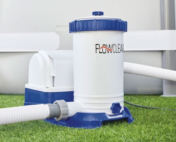 Фильтр-насос для бассейна Bestway электрический 9463 л/час 58221