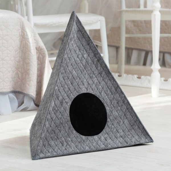 Будиночок для тварин DigitalWool Піраміда без подушки DW-92-15