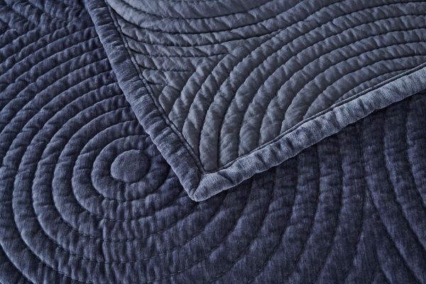 Покривало Velvet Circle 240x260 см La Nuit сірий 