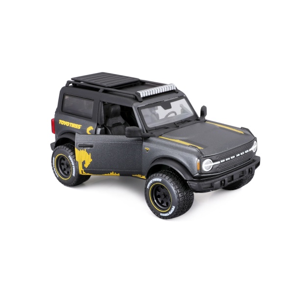 Машинка Maisto 1:24 игрушечная 2021 Ford Bronco Badlands 32541 met. grey