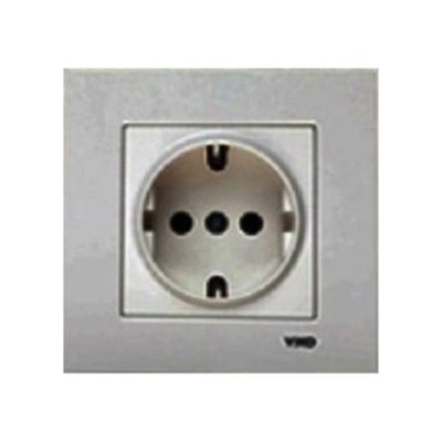 Розетка Viko Novella з заземленням срібло