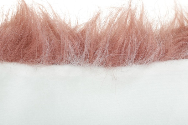 Подушка KM рожева зі штучним хутром 100% поліестер 45x45 см рожевий 