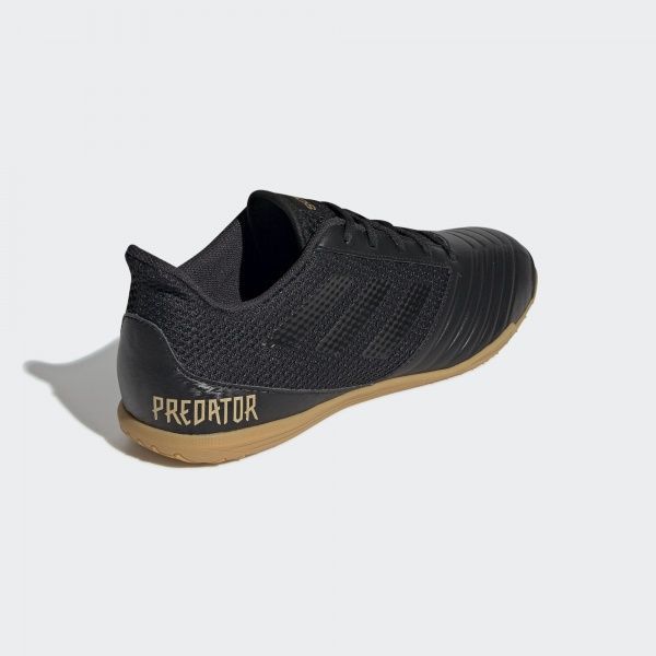 Бутси Adidas PREDATOR 19.4 IN SA F35633 р. UK 8,5 чорний
