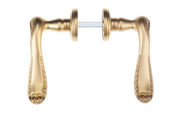 Ручка дверная Linea Cali LADY 011 матовая латунь