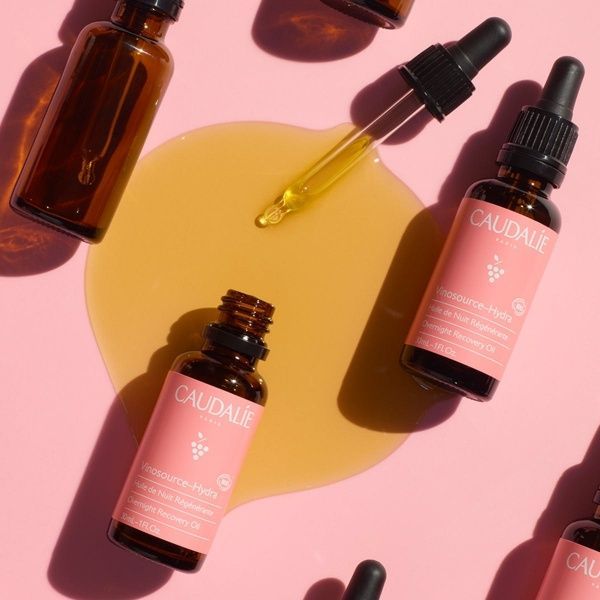 Олія для обличчя Caudalie Vinosource-Hydra нічна відновлююча 30 мл