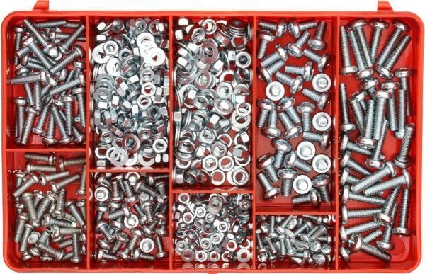 Набор винтов, гаек, шайб 600 единиц