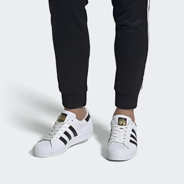 Кросівки Adidas SUPERSTAR EG4958 р.UK 12 білий