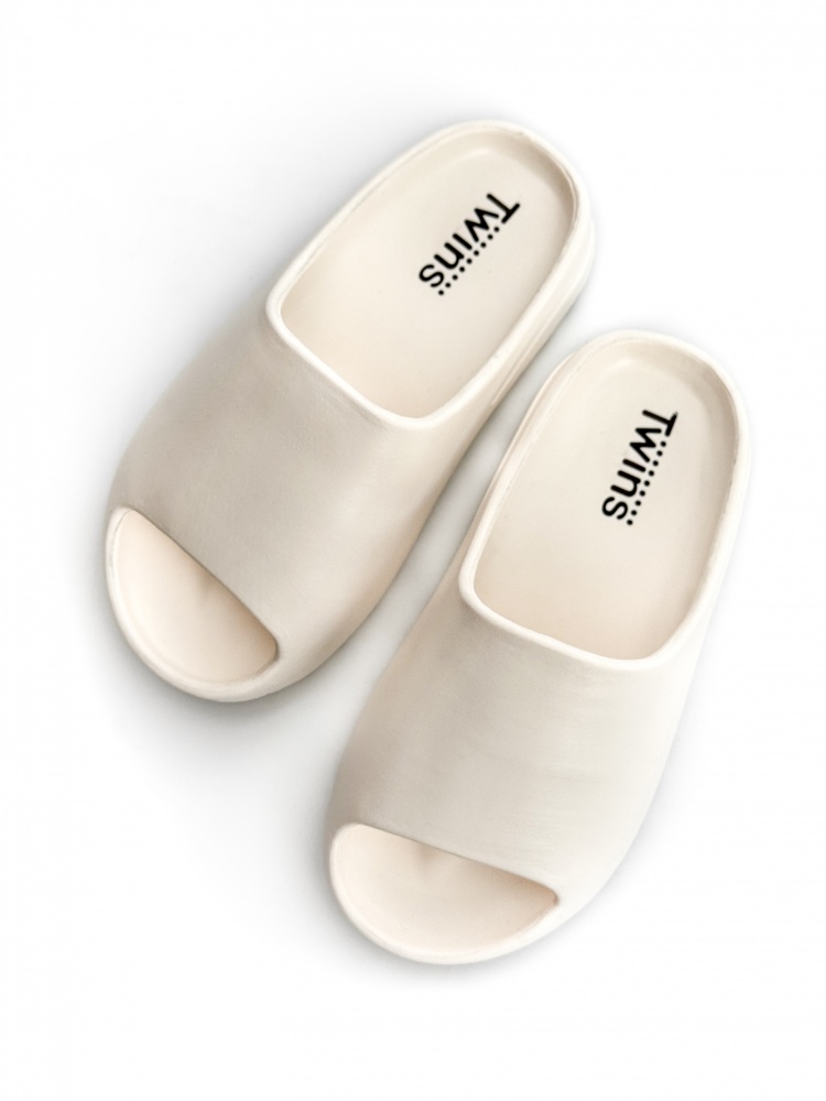 Шльопанці Twins р.40-41 білий