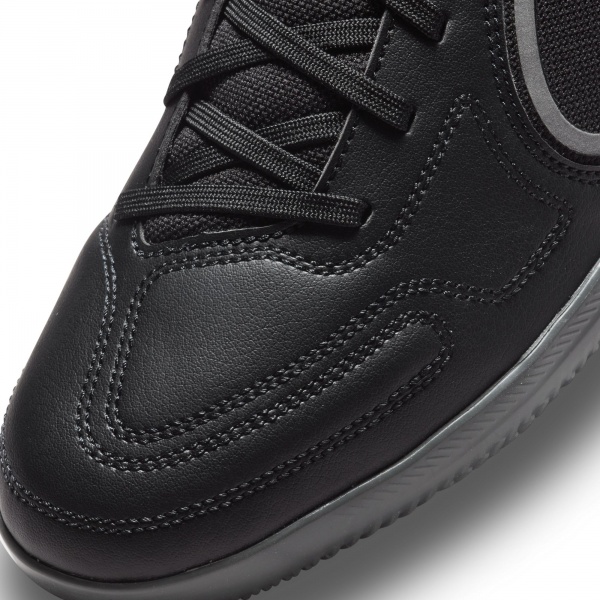 Футзальне взуття Nike Tiempo Legend 9 Club IC DA1189-004 р.US 11 чорний