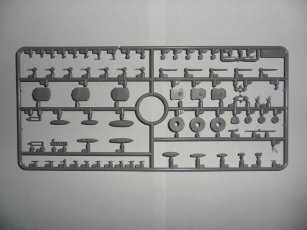 Сборная модель ICM немецкий линейный корабль IМВ Markgraf (4823044405169) 1:700