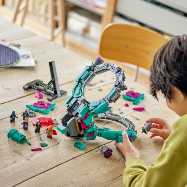 Конструктор LEGO Super Heroes 76255