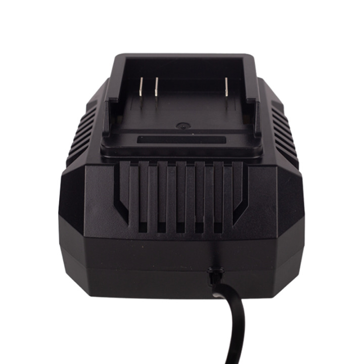 Зарядное устройство Tekhmann TBC-4 TekPower (854611)